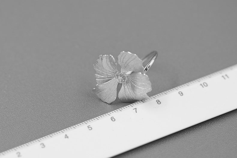 French Minority Senior Sense Flower Ring