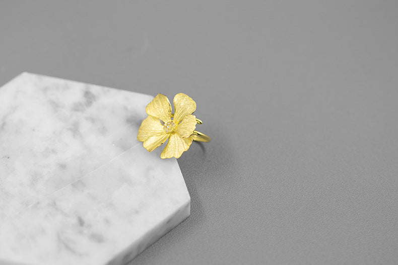 French Minority Senior Sense Flower Ring