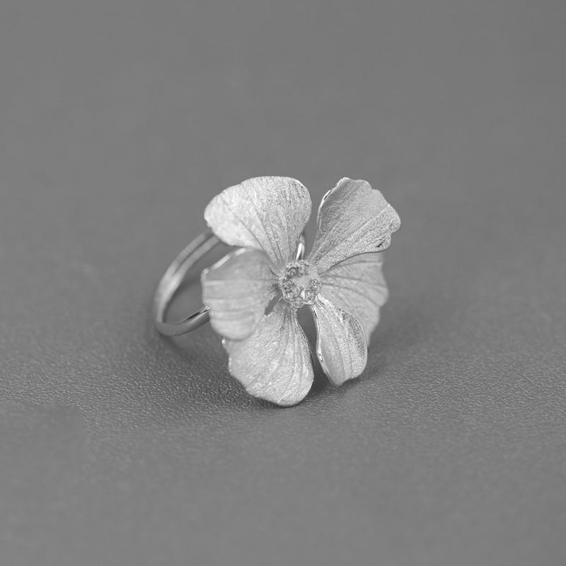 French Minority Senior Sense Flower Ring