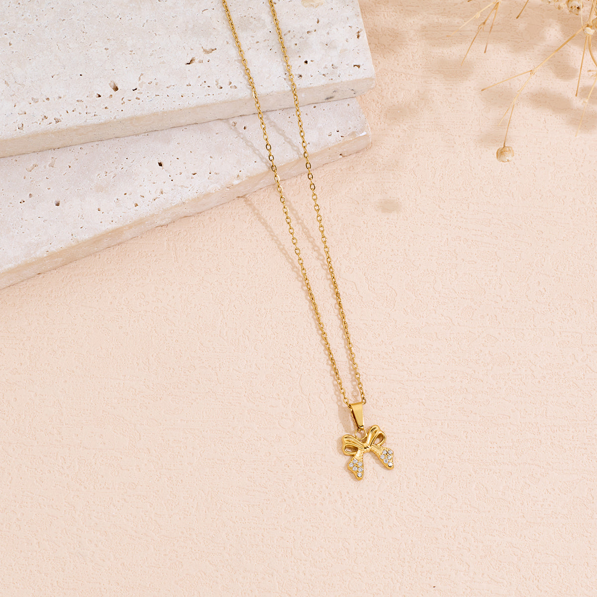 Inlaid Rhinestone Bowknot Pendant Necklace