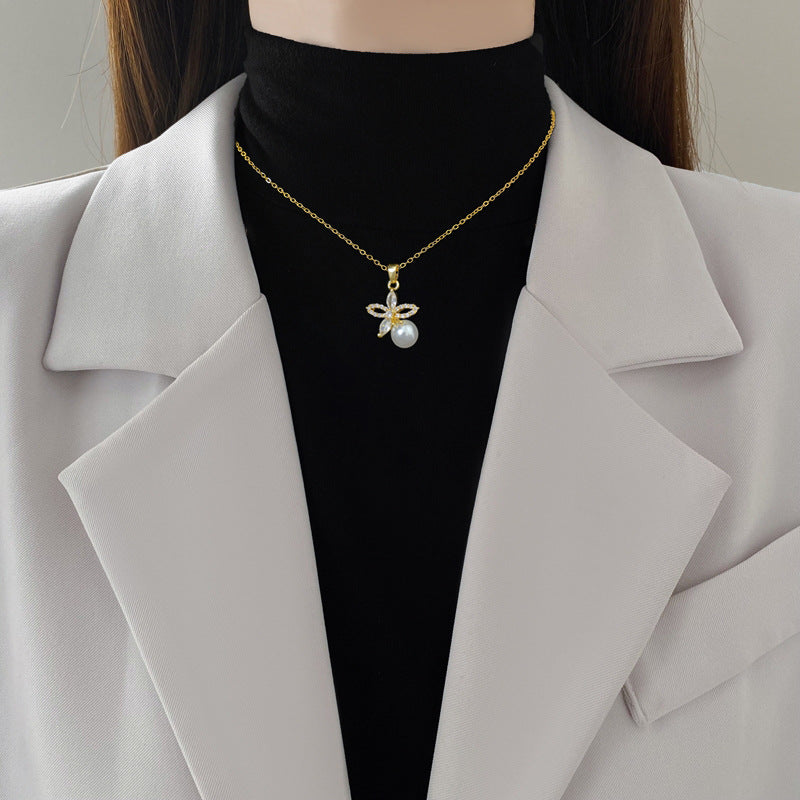 Titanium Steel Necklace And Earrings Suite Light Luxury Full Diamond
